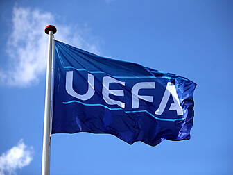 UEFA signed letter urges leagu...